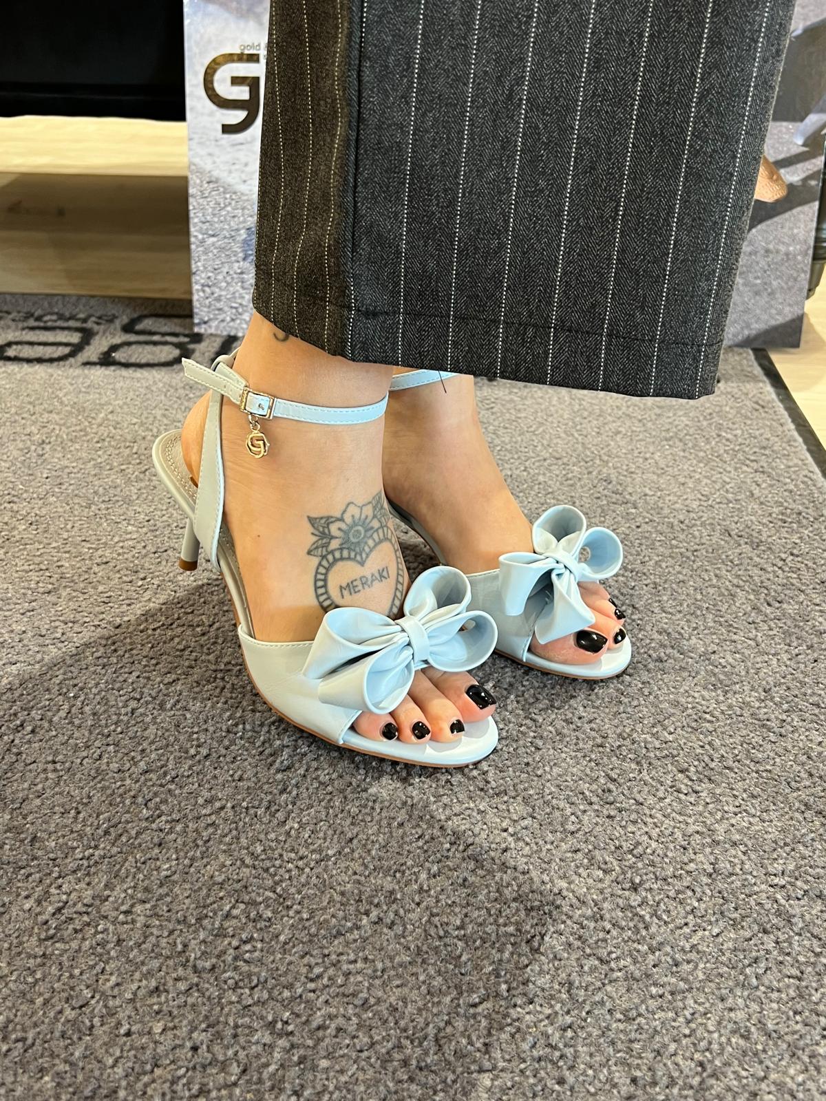 Ankle strap con fiocco celeste V_FG02