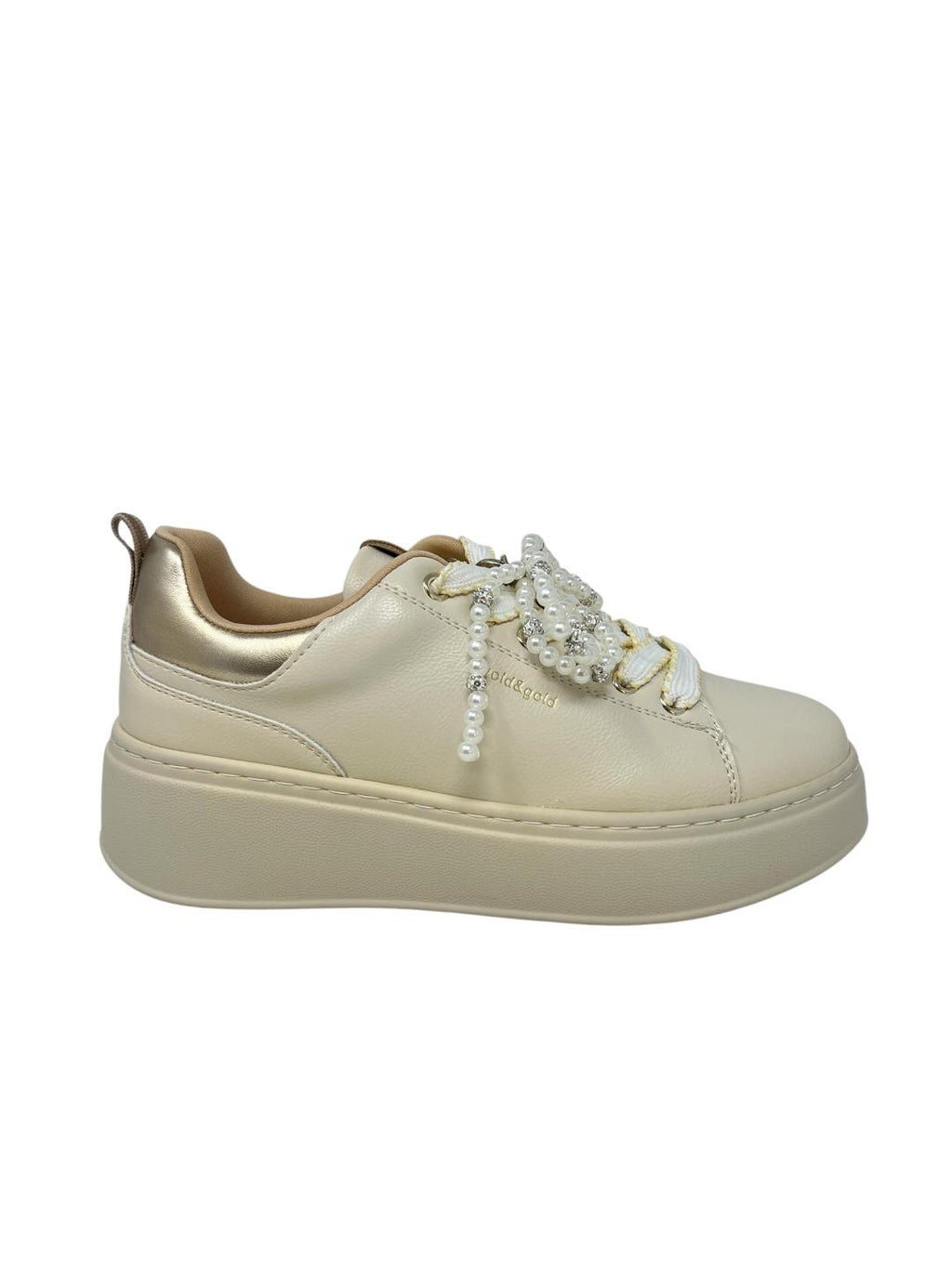 Sneakers con decorazioni perlate - V_GB1046