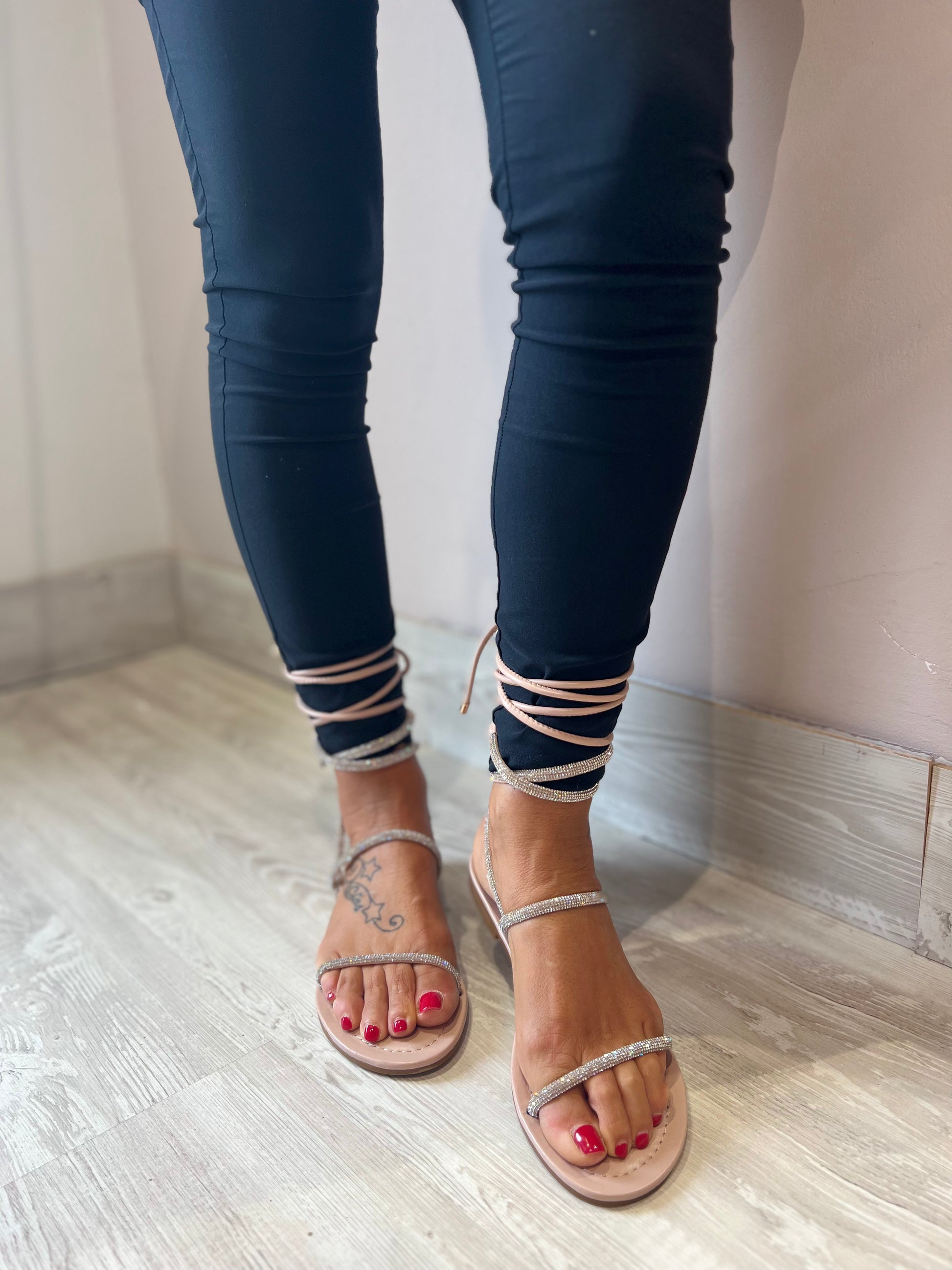 Sandali bassi alla schiava strass nude DS923