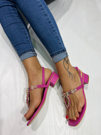 Sandalo infradito con tacco e accessorio multicolor fucsia -K58019