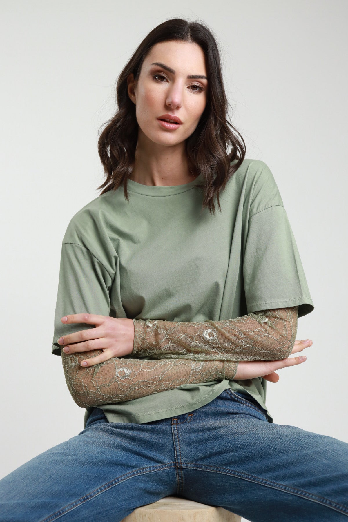T-shirt con maniche in pizzo V_11073P