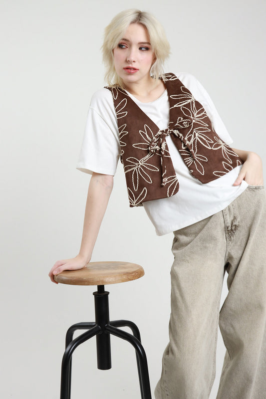 T-shirt bianca con gilet V_26143