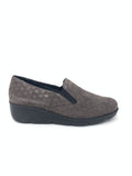 Scarpa accollata in camoscio Made in Italy