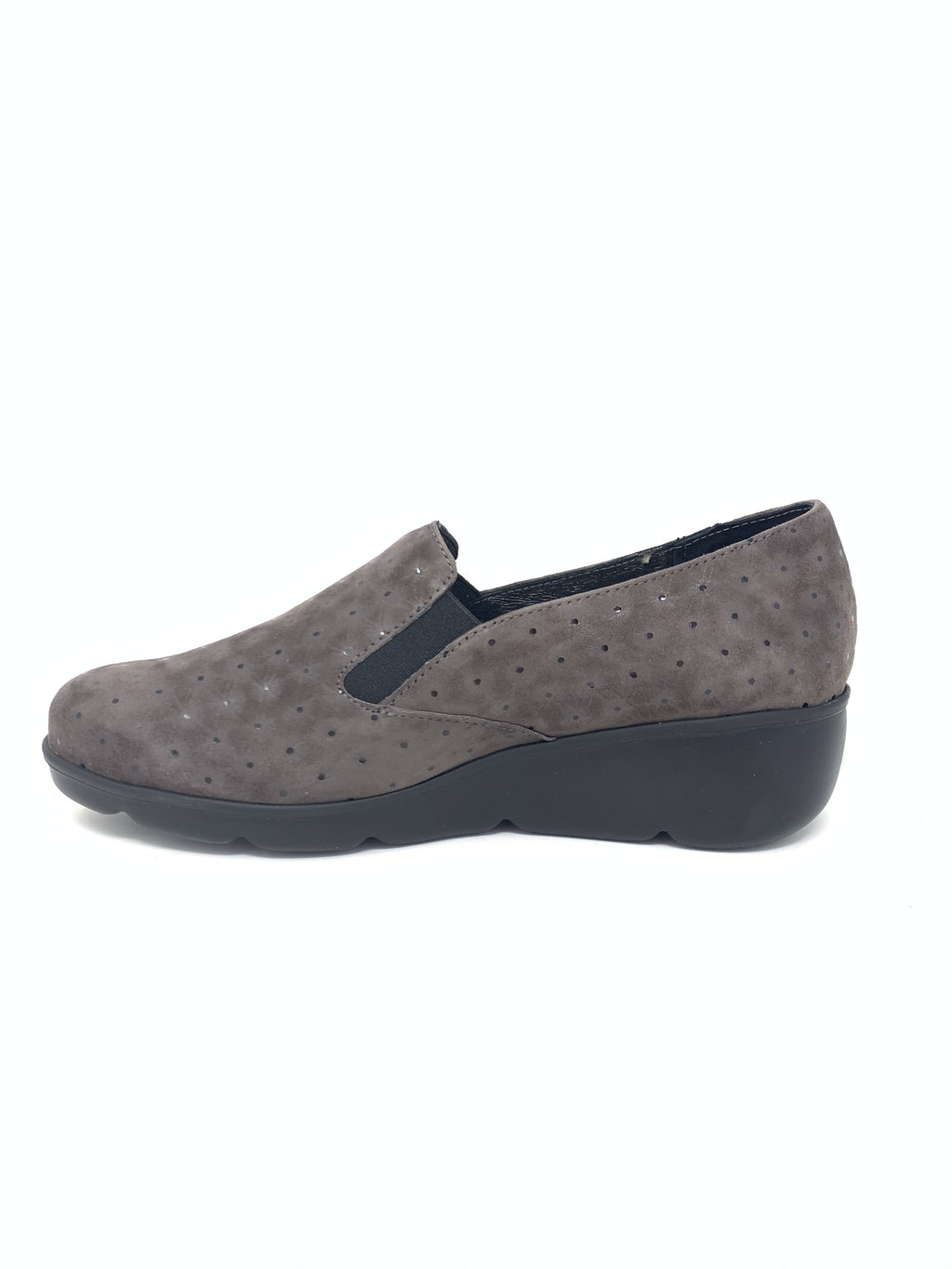 Scarpa accollata in camoscio Made in Italy