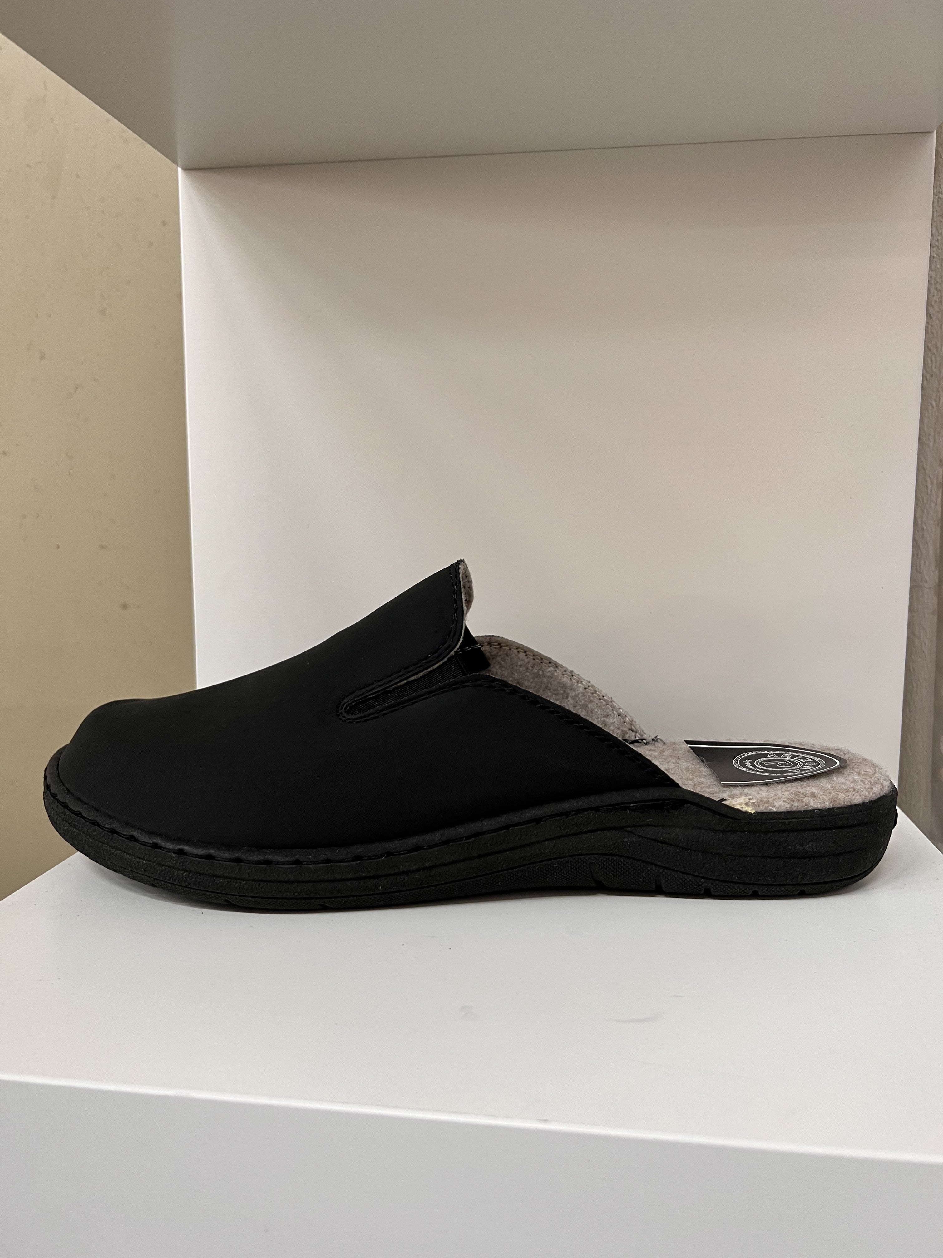Ciabatta uomo fodera lana nero - UN01AR