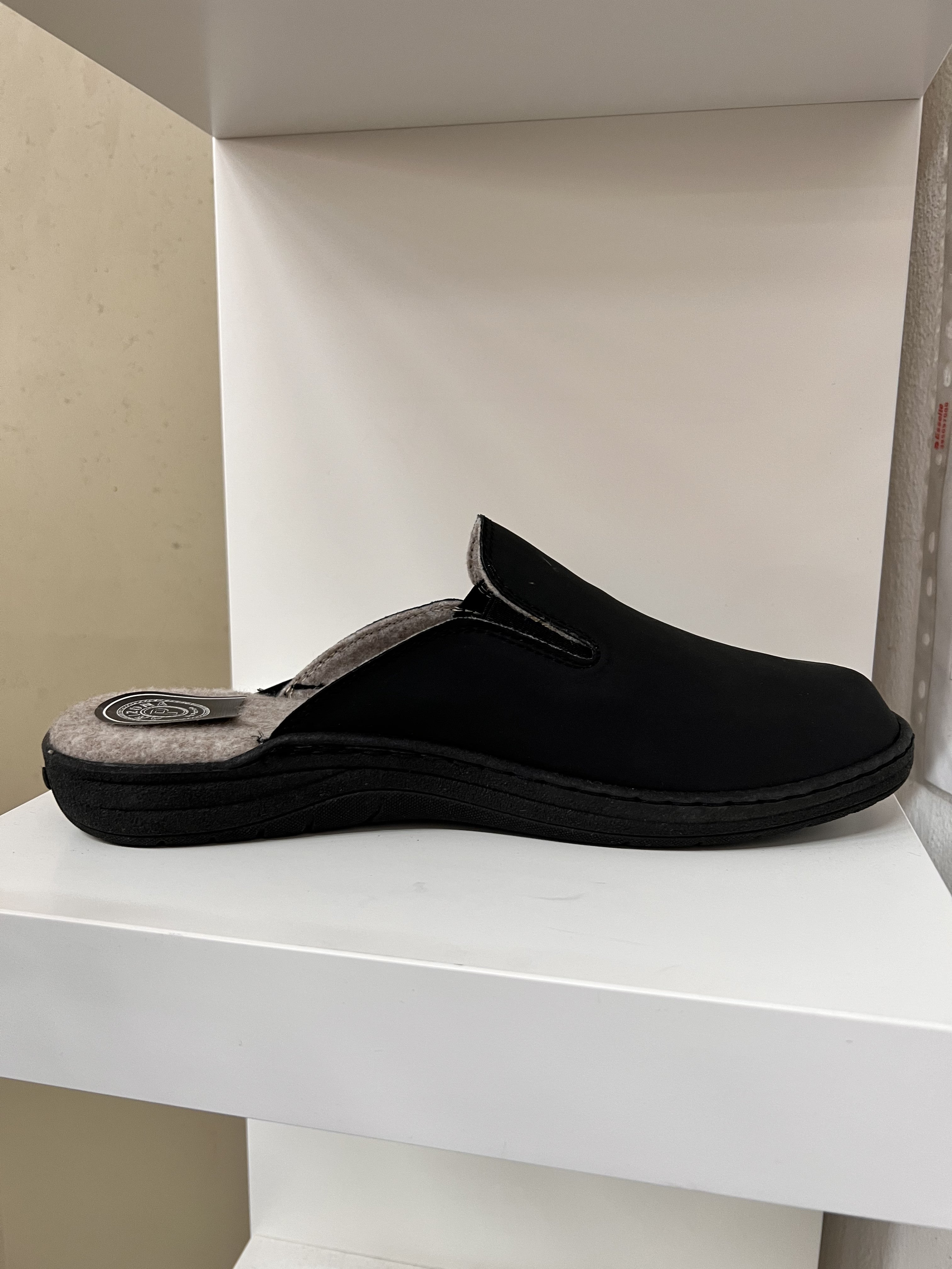 Ciabatta uomo fodera lana nero - UN01AR