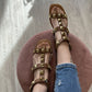 Sandalo gladiatore borchiette marrone